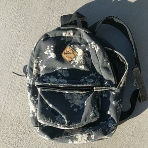 Floral O'NEILL surf and sun backpack